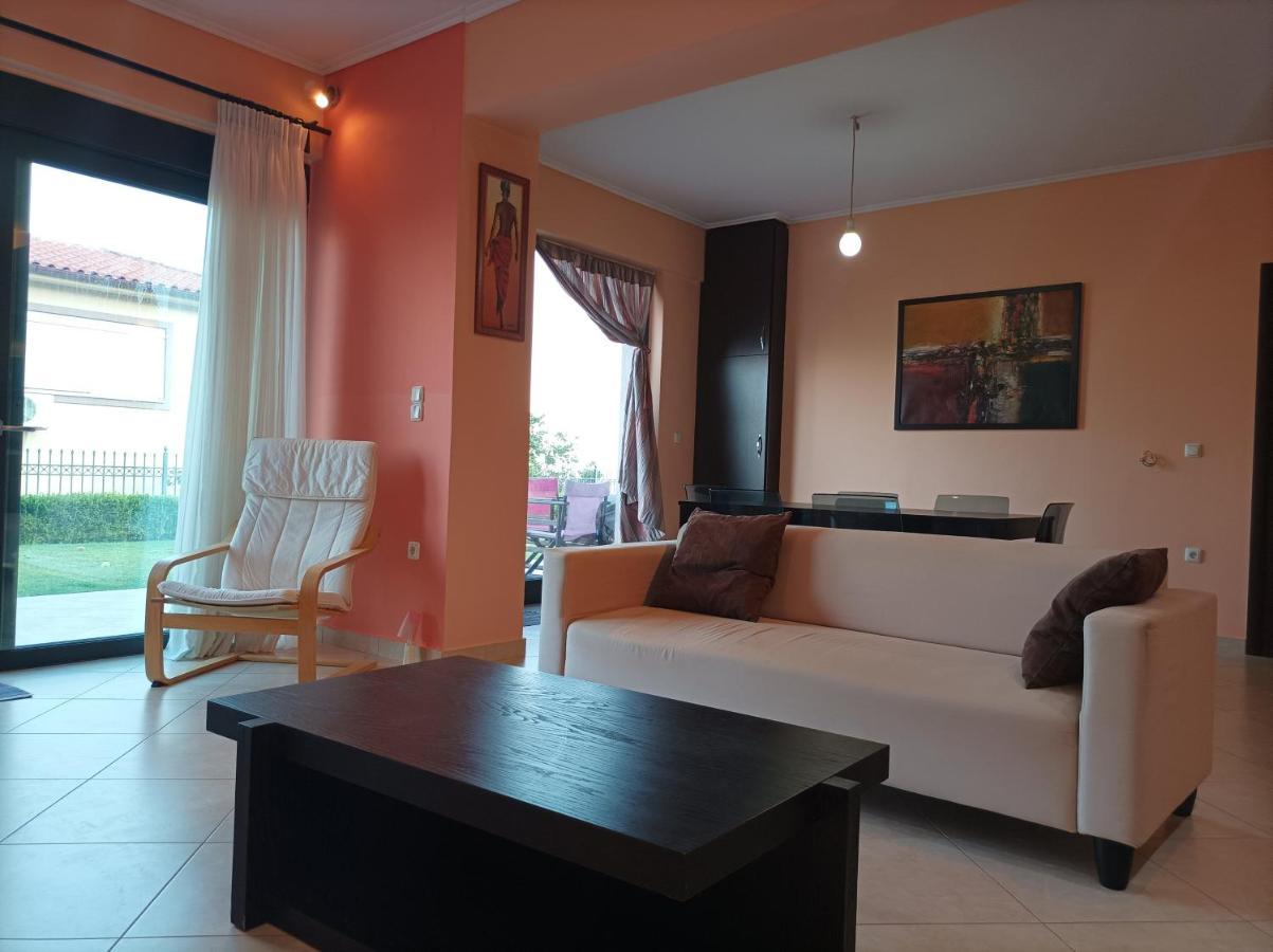 Lazy Farm II Villa Marathon  ภายนอก รูปภาพ